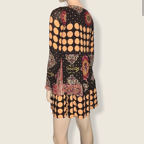 MinkPink Small Oversize Long Sleeve Boho Dress - Picture 3 of 7